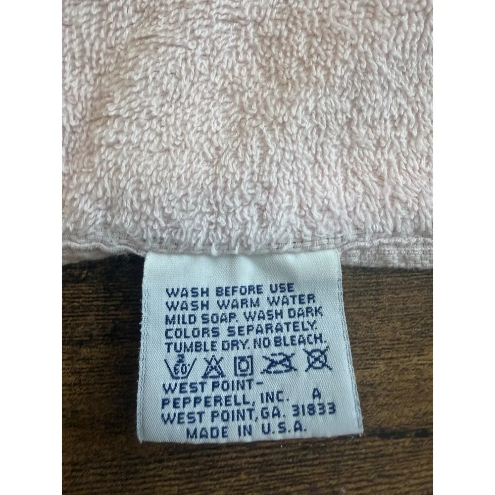 Vintage Martex Luxor Pink Fingertip Towels Set of 2 Fringed Made USA
